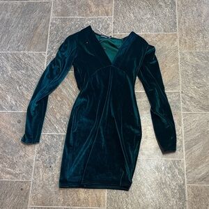 Boohoo Deep Green Velvet Long Sleeve Dress
